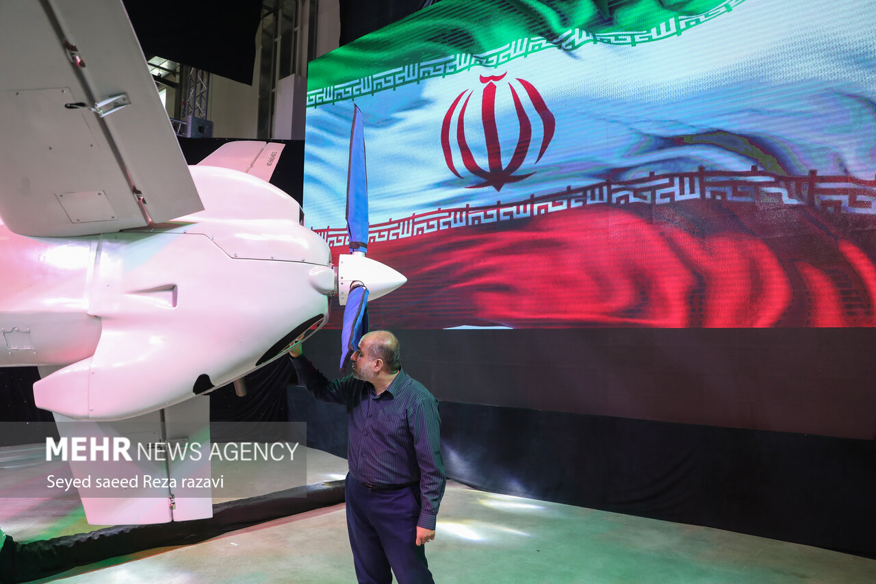 Iranian Ministry of Defense military exhibition in Tehran (026).jpg